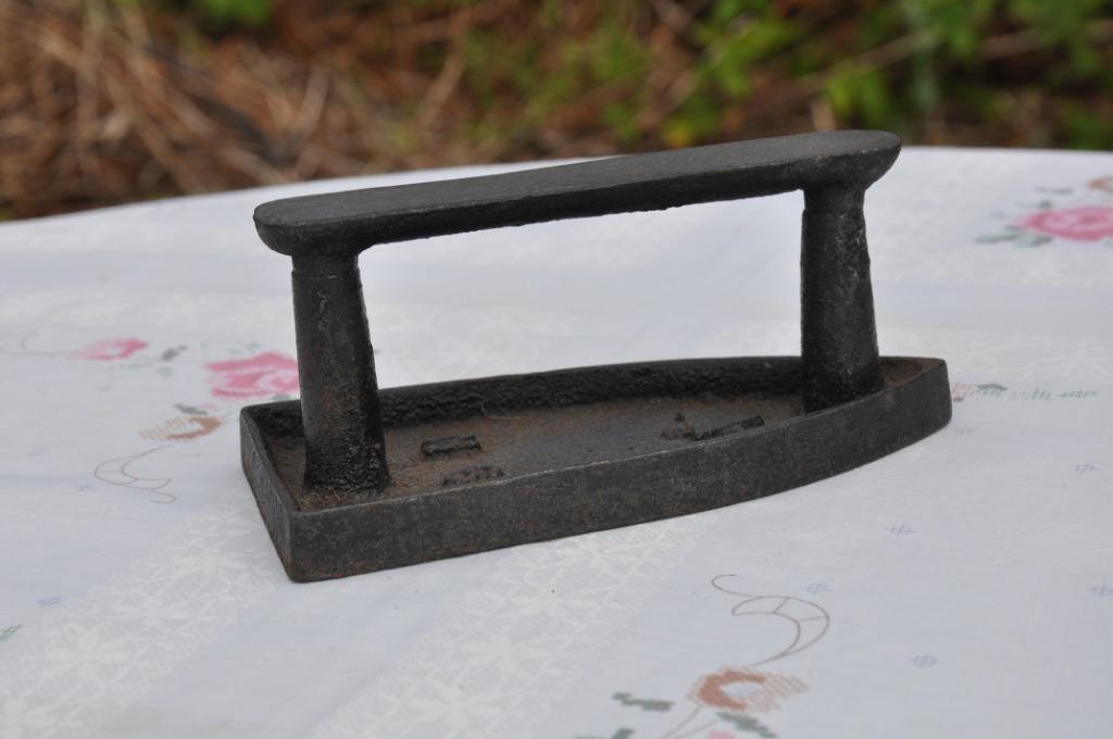 §  ancien fer a repasser en fonte etoile n6 (f1), Enlèvement ou Envoi