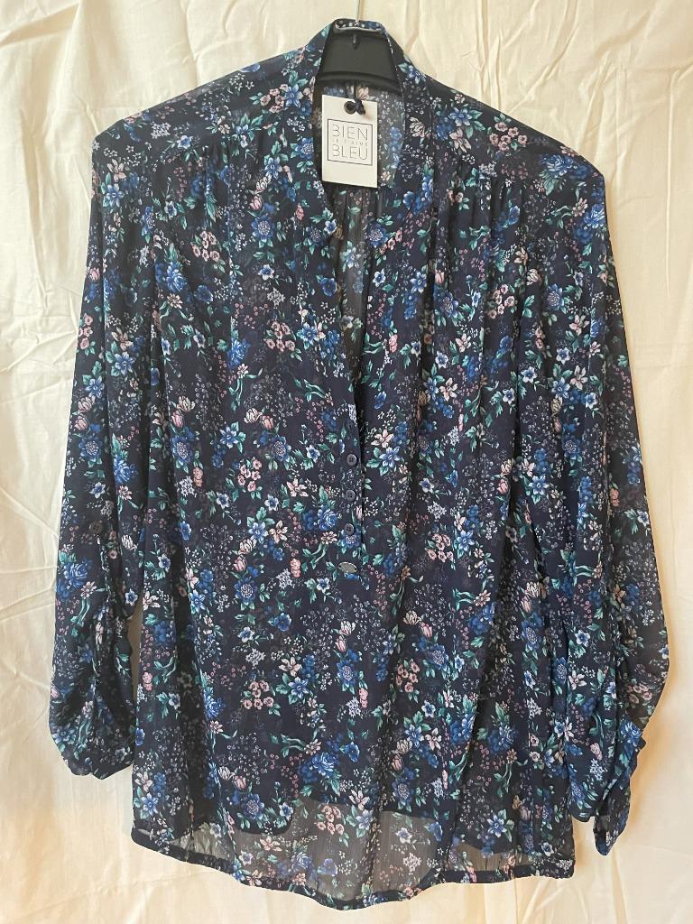 Blouse chiffon fleurie manches longues, Vêtements | Femmes, Enlèvement, Neuf