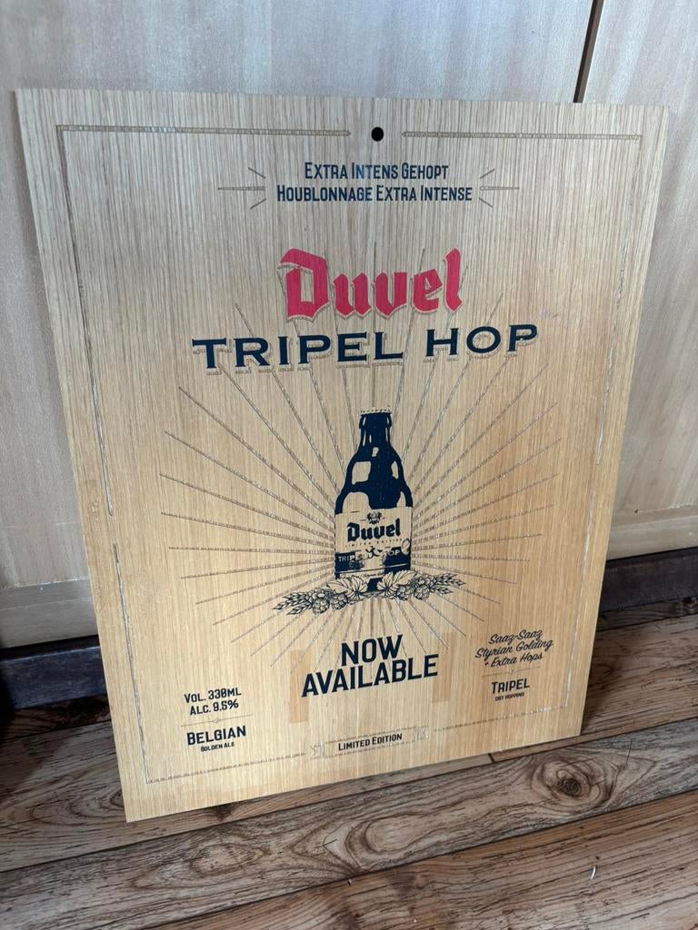 Duvel houten bord, Enlèvement, Duvel