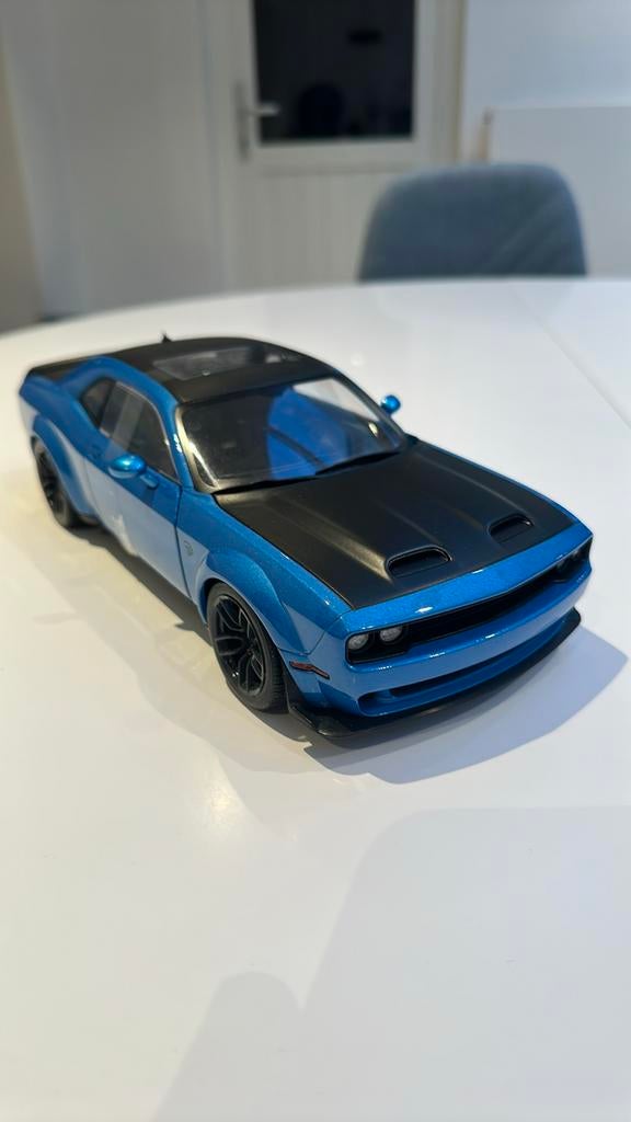 Dodge challenger 1/18 Solido Nieuwstaat, Ophalen of Verzenden, Nieuw, Auto, Solido