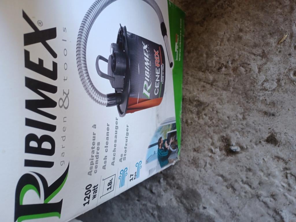 Aspirateur à cendres, Enlèvement