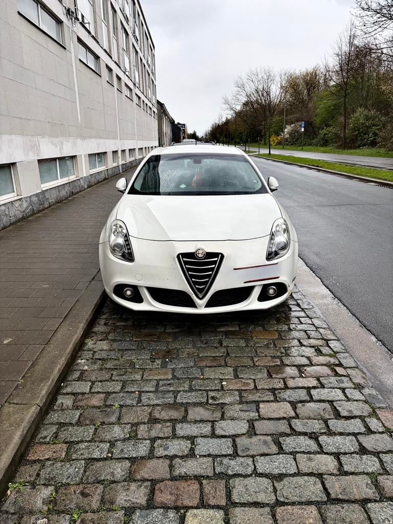 Alfa Romeo Giulietta, Autos, Euro 5, Achat, Diesel, Particulier