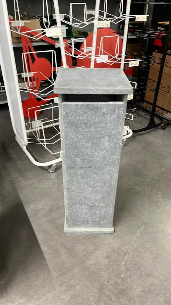 Belgische Hardsteen brievenbus, Ophalen, Zo goed als nieuw