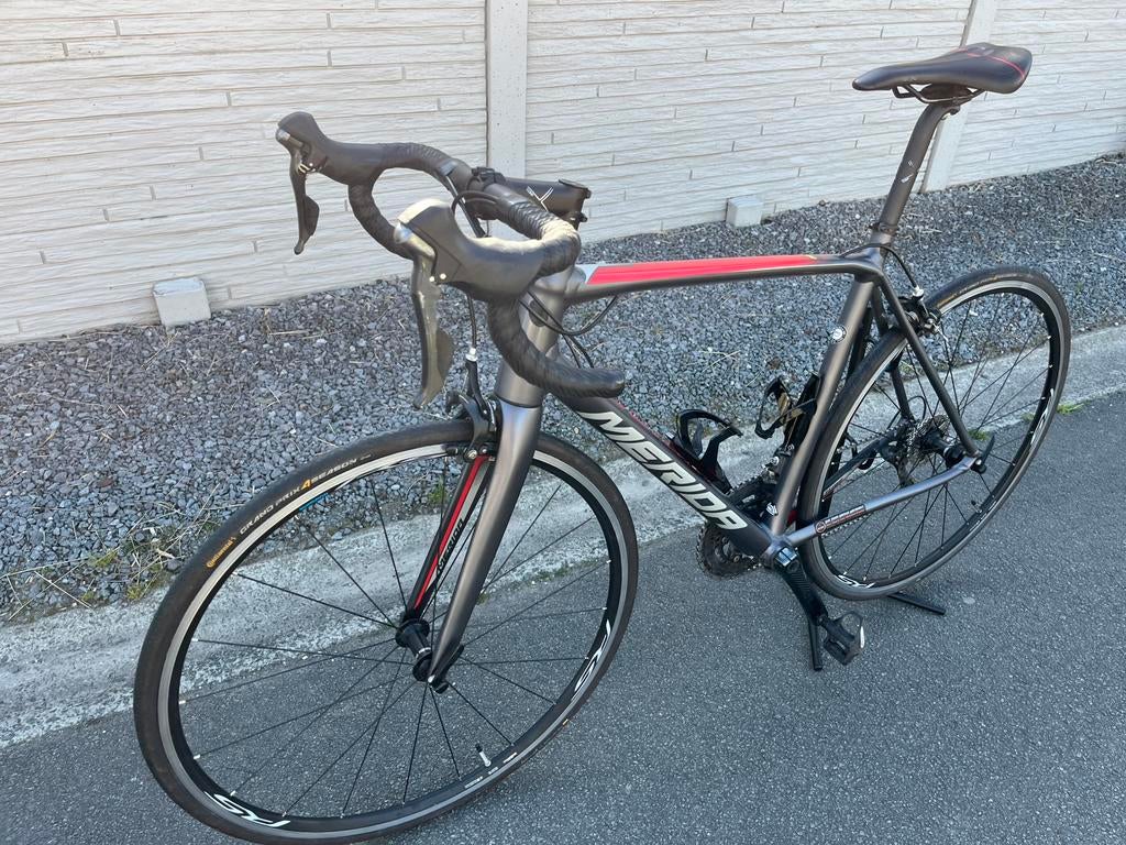 Merida Scultura 300 (2020) | 12 maand garantie, Fietsen en Brommers, 28 inch, 49 tot 53 cm, Zo goed als nieuw, 15 tot 20 versnellingen