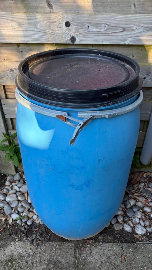 Regenton - blauw vat met deksel 200L, 150 liter of meer, Ophalen, Gebruikt, Kunststof