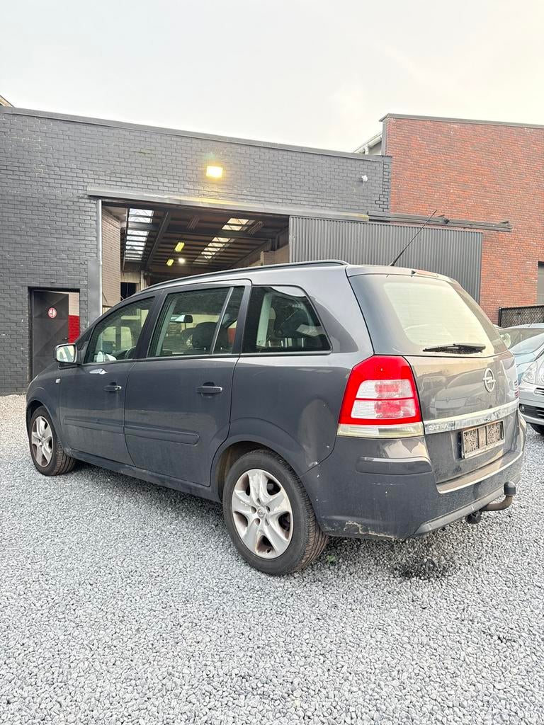 Zafira essence 7 places, Autos, Bluetooth, Euro 5, 7 places, Noir