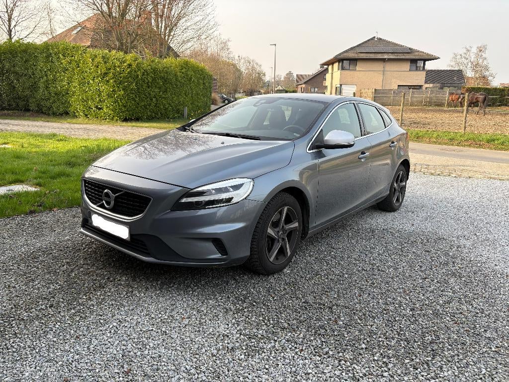 Volvo V40 R-Design Automatic 89.000 km, Auto's, Volvo, 1969 cc, Leder en Stof, 99 g/km, 5 deurs