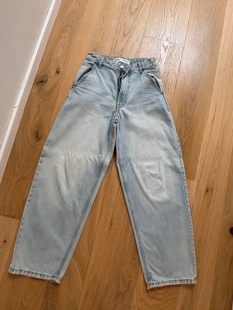 Jean ballon Bershka, Enlèvement ou Envoi, Comme neuf, Bleu, W27 (confection 34) ou plus petit