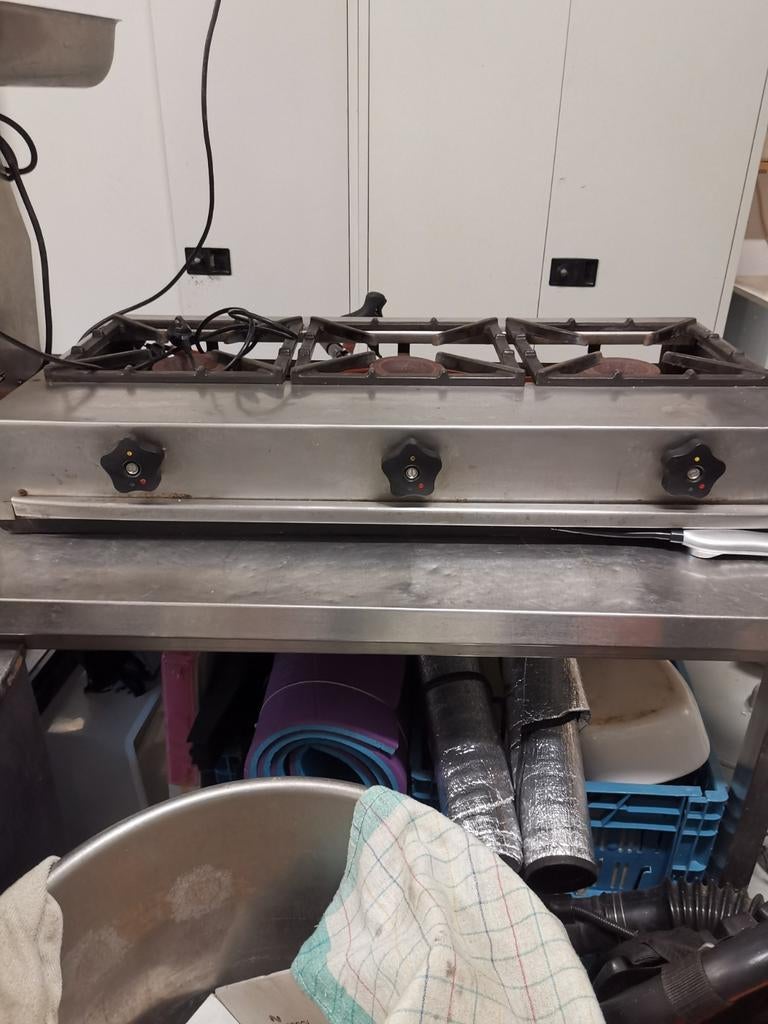 Four de cuisson gaz prop pour cuire  porcelet, Enlèvement