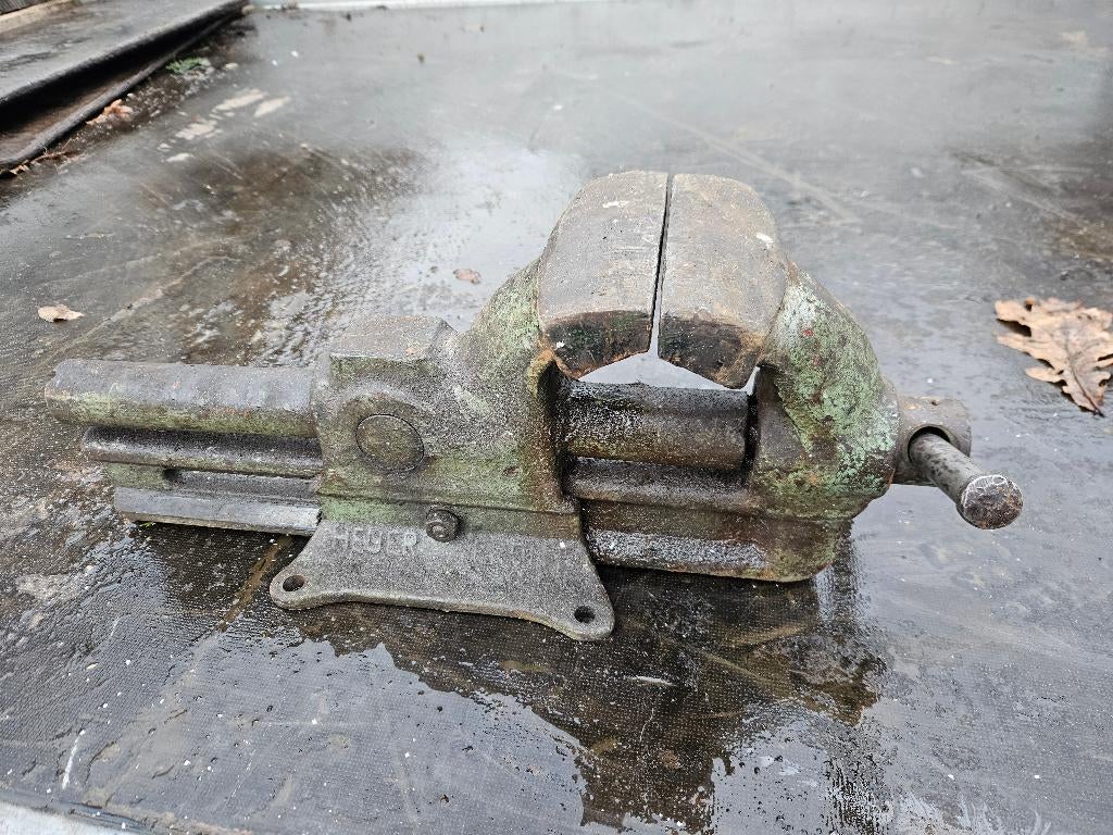 Front Heuer bankschroef Bek breedte 15 cm, Ophalen, Gebruikt, Bankschroef