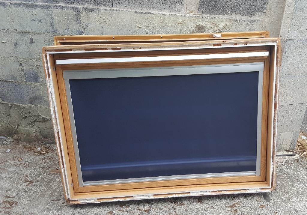 Velux 134x98 + raccord + store + option pose, Enlèvement, Utilisé, Double vitrage