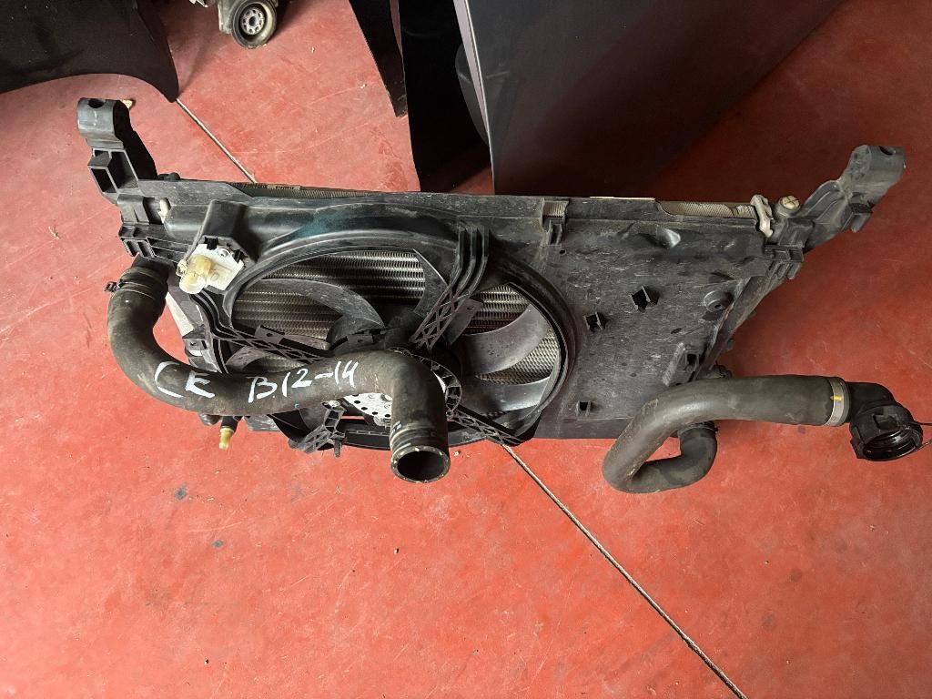 RADIATEUR OPEL CORSA E AUTOMATIQUE, Auto-onderdelen, Overige Auto-onderdelen, Opel, Gebruikt, Ophalen