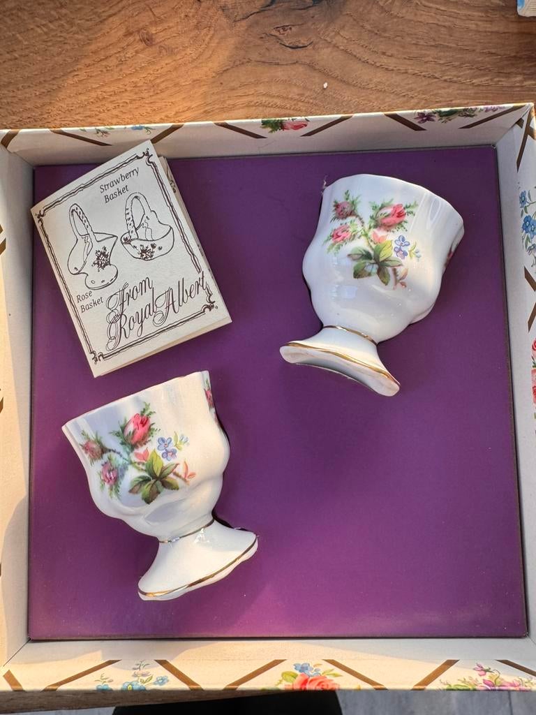 Magnifiques coquetiers Royal Albert, Enlèvement, Neuf