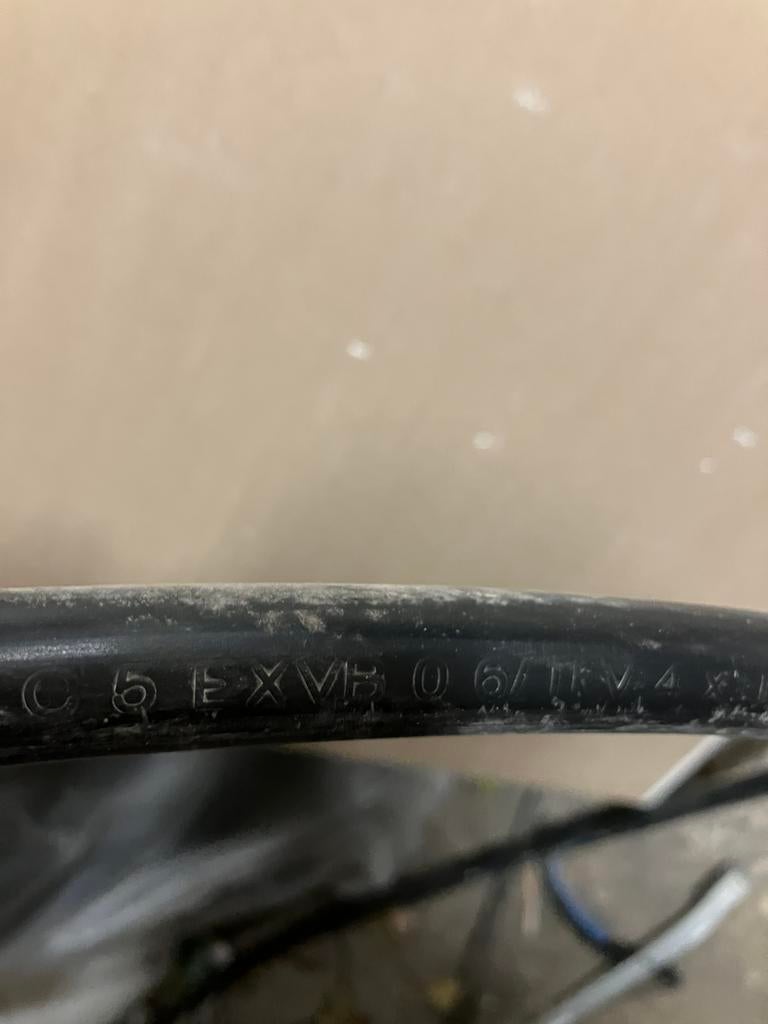 Exvb 4x10, Enlèvement, Comme neuf