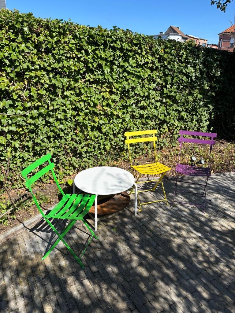 3 Bistro stoelen Fermob Groen geel paars, Tuin en Terras, Ophalen, Zo goed als nieuw, Metaal, Inklapbaar