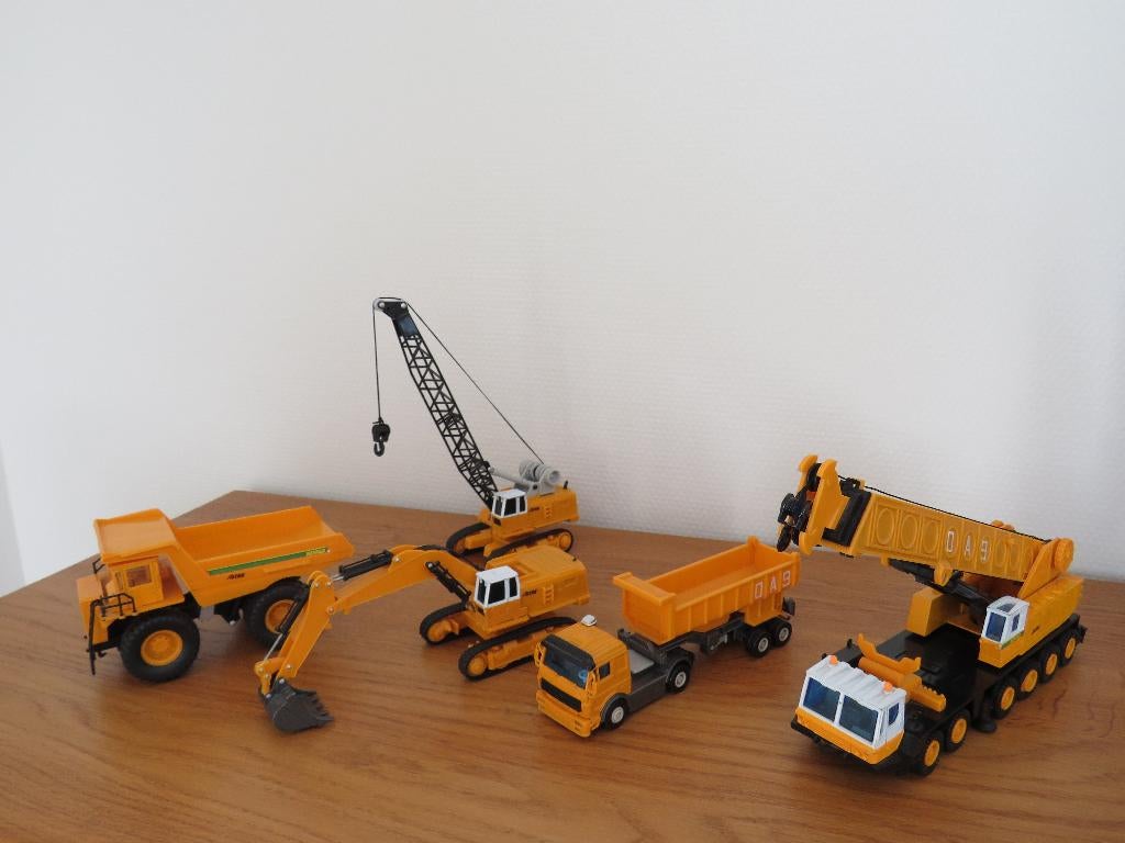 Miniatuur modellen., Ophalen of Verzenden, Zo goed als nieuw