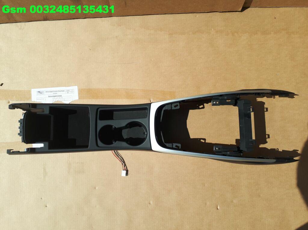 a4 middenconsole a5 bekerhouder 2007-2015, Auto-onderdelen, Gebruikt, AUDI AG, Auto-Union-Strasse 1
85045  Ingolstadt, DE, Audi