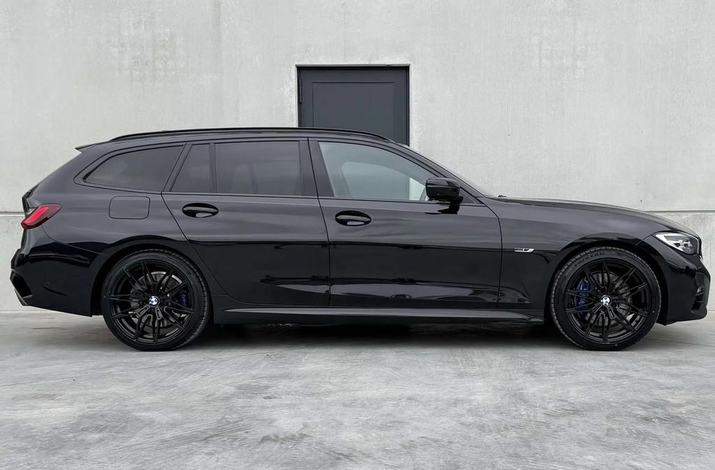 BMW 3 Serie 330 M-Pack*Trekhaak*Carplay*Pano*Sportrem*Keyles, Auto's, Automaat, 1998 cc, Gebruikt, Zwart
