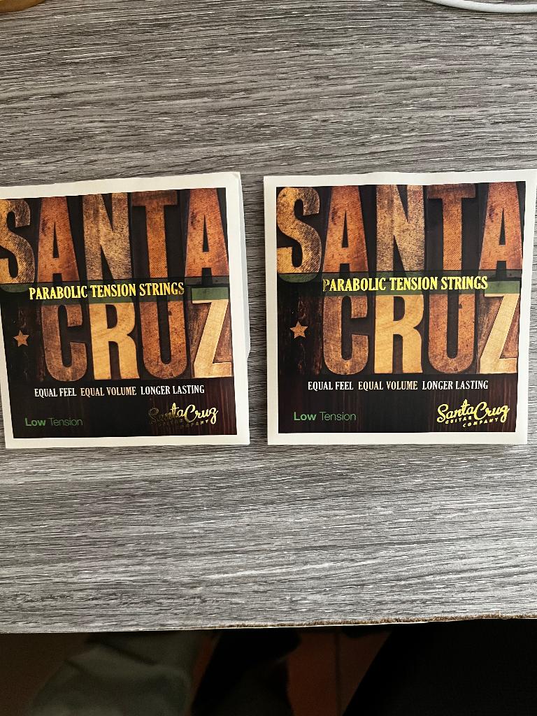 Santa Cruz Parabolic low Tension string voor akoestiche, Muziek en Instrumenten, Instrumenten | Onderdelen, Ophalen of Verzenden