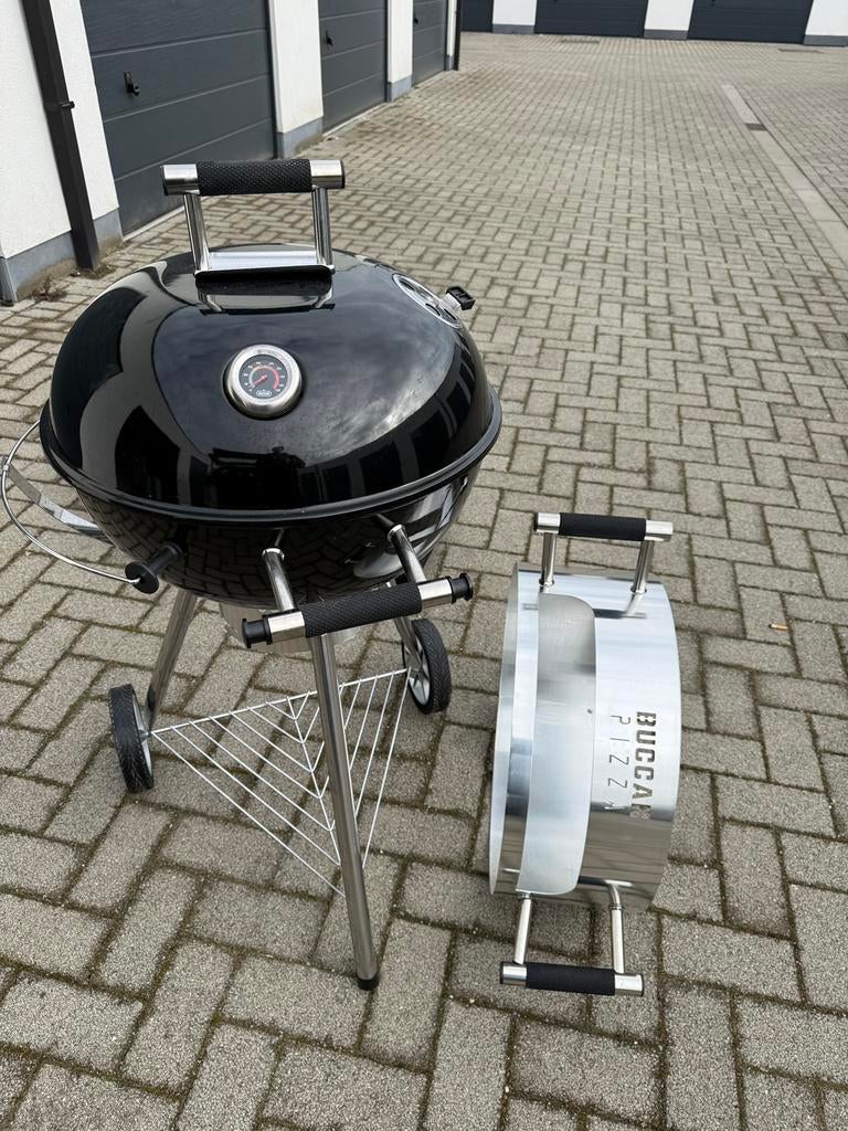 Buccan Barbecue, Tuin en Terras, Houtskoolbarbecues, Zo goed als nieuw, Ophalen