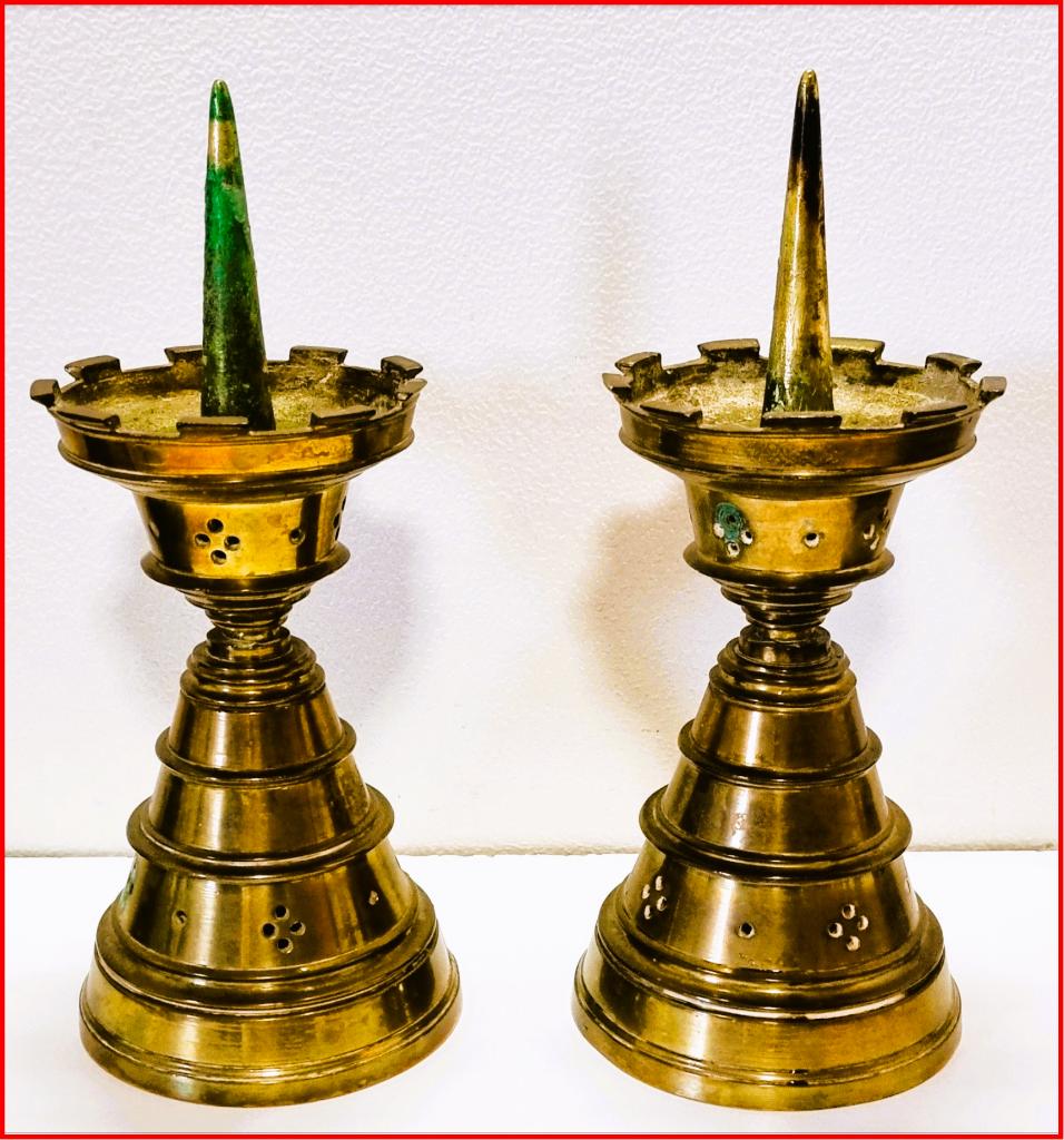 Massief bronzen Kandelaars met 9 kantelen., Ophalen of Verzenden, Koper of Brons