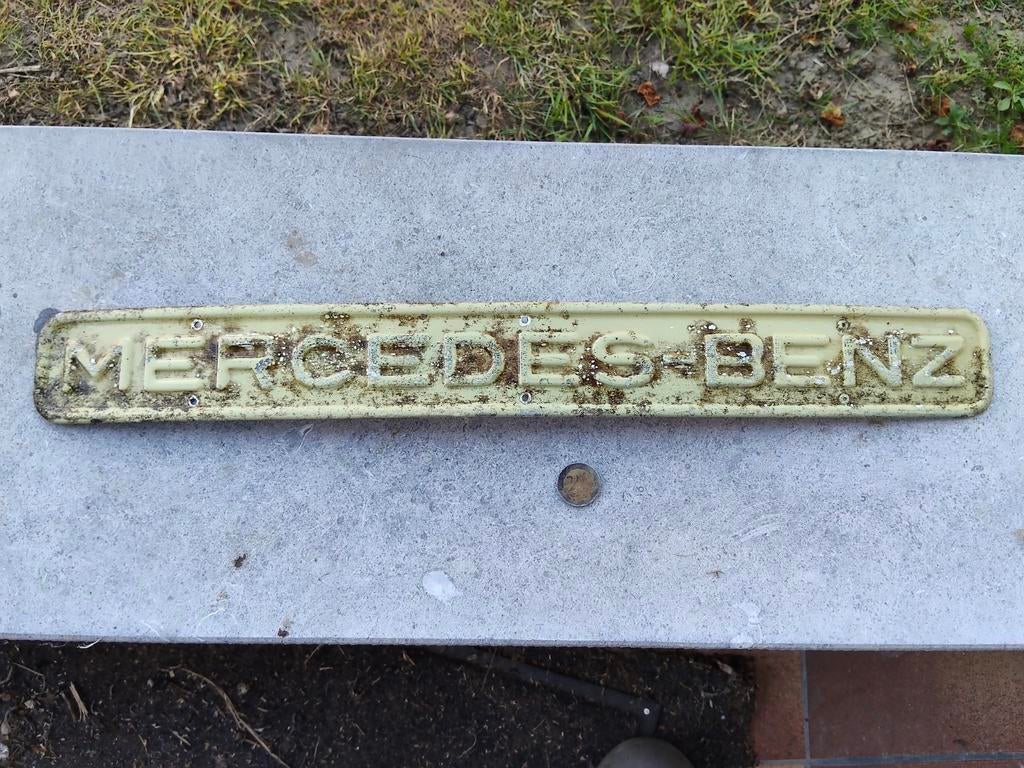 Mercedes-benz embleem unimog, Autos : Pièces & Accessoires, Enlèvement