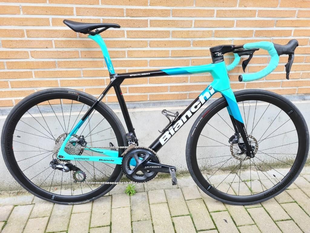 Bianchi Specialissima CV 55 2021 Medium Ultegra Di2 carbon , Enlèvement, 53 à 57 cm, Utilisé, Carbone