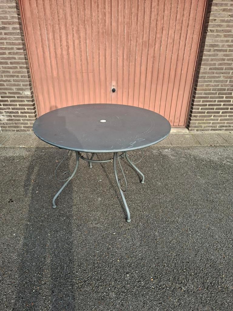Tuintafel, Tuin en Terras, Tuintafels, Ophalen, Gebruikt, Rond, Metaal
