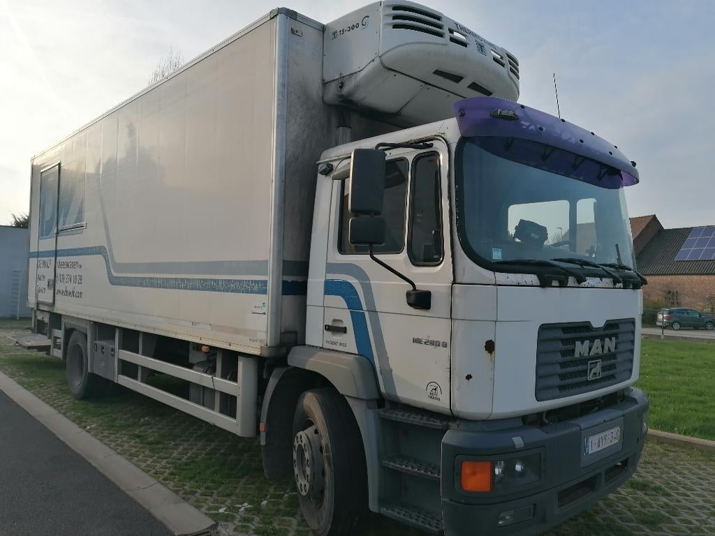 Camion réfrigéré MAN 18.280 (2002), Achat, Entreprise, 2 places, Boîte manuelle