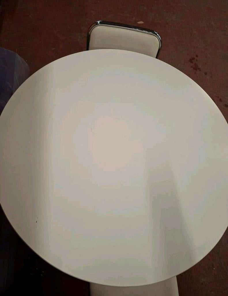 Ronde tafel jysk, Enlèvement