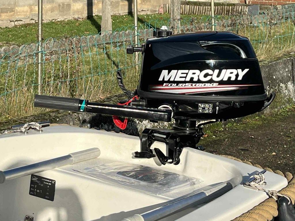 Mercury 4PK 4T  Lange as : NIEUWSTAAT, NOOIT GEBRUIKT, 2016., Watersport en Boten, Buiten- en Binnenboordmotoren, Ophalen, Minder dan 5 pk