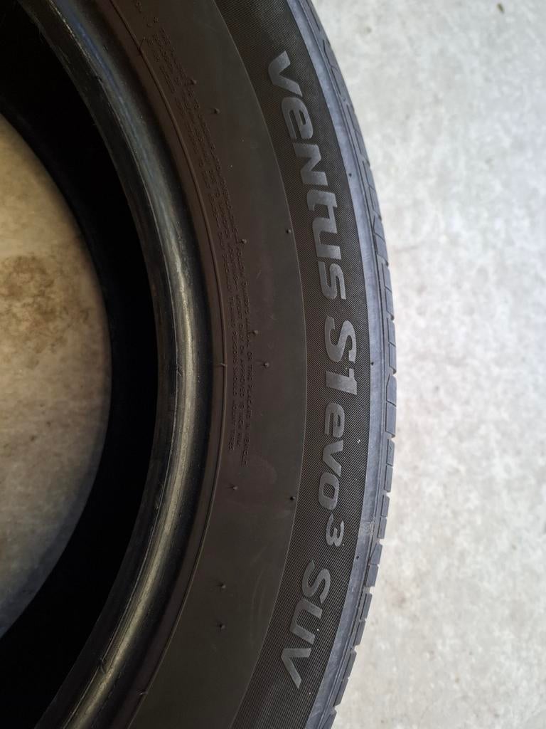 2x Hankook Ventus S1 evo3 SUV 235/55 R19 – Zomerbanden – 6m, Autos : Pièces & Accessoires, Pneus & Jantes, Pneu(s), Pneus été