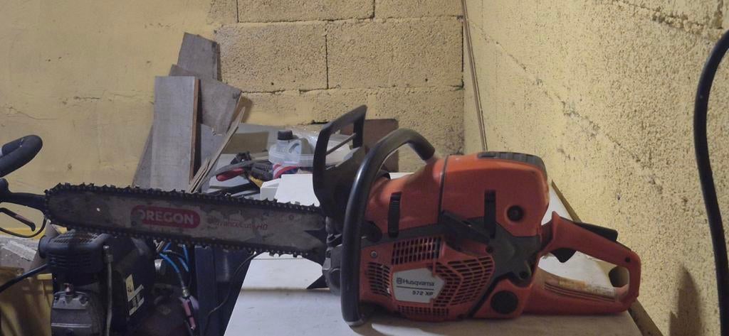 Tout ce dont vous avez besoin pour couper des arbres et/ou d, Jardin & Terrasse, Outils à main, Enlèvement