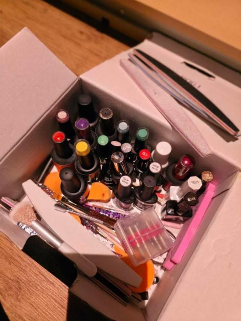 Starterspakket gelnagels, Handtassen en Accessoires, Ophalen of Verzenden, Rood