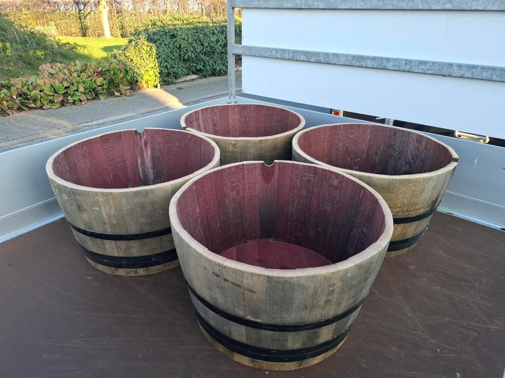 Un demi-tonneau à vin bordeaux en chêne de 44 cm x 72 cm ! B, Enlèvement