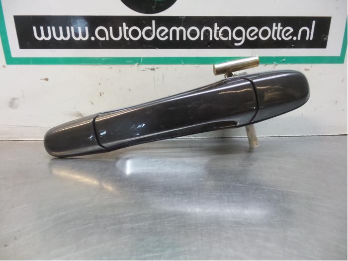 Poignée portière 4portes arrière gauche d'un Lexus IS 200, -, 3 mois de garantie, Lexus, Utilisé