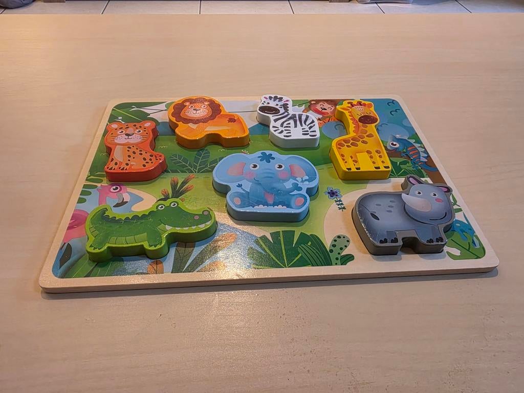 houten inlegpuzzel met een wildernis-thema voor jonge kinder, Enlèvement