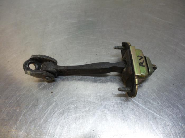 Butée 4portes avant droite d'un Ford Mondeo (Mondeo 00-), Autos : Pièces & Accessoires, Carrosserie & Tôlerie, Ford, Utilisé, Enlèvement ou Envoi