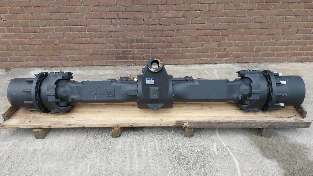 ZF MS-E 3070 axle EW / liebherr / hitachi / NEW, Articles professionnels, Machines & Construction | Pièces