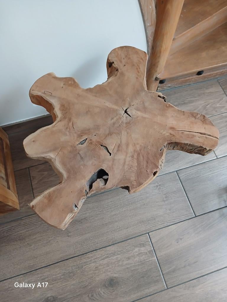 Petite table d'appoint - Kleine bijzettafeltje, Enlèvement