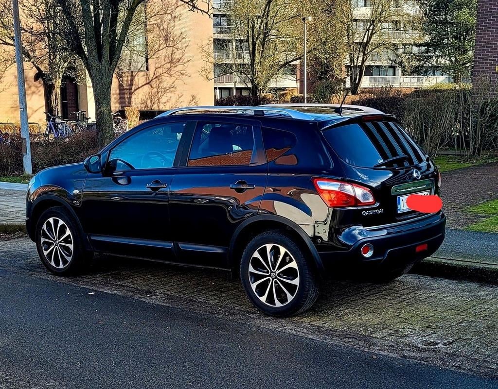 Nissan Qashqai 2012 tekna 1.6 benzine( panorama), Auto's, Nissan, 4 cilinders, 1600 cc, Zwart, Particulier