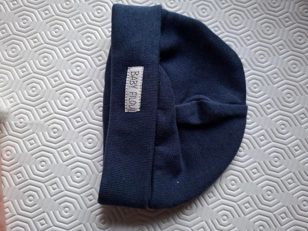 Petit filou mutsje, Ophalen of Verzenden, Zo goed als nieuw