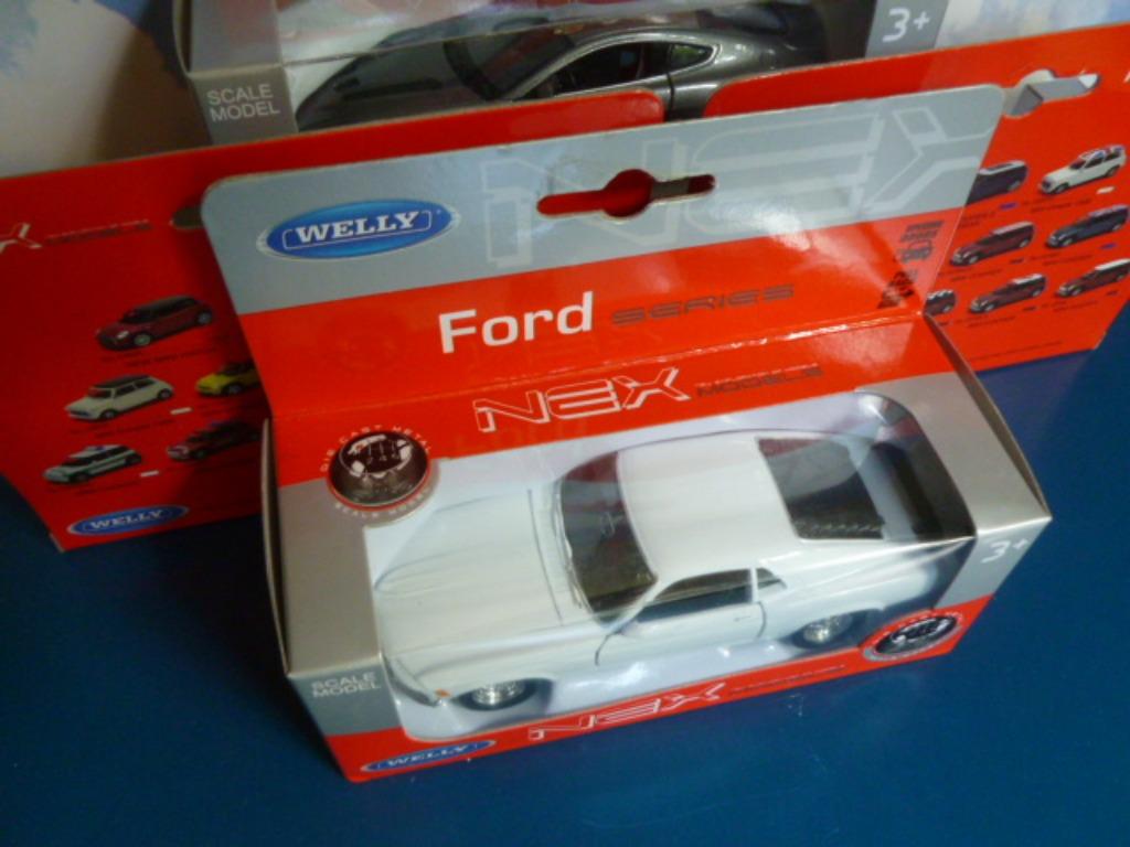 FORD Mustang V8 Boss 302 1970 White NEX Welly Neuve + Boite, Hobby en Vrije tijd, Modelauto's | 1:43, Nieuw, Auto, Solido, Ophalen of Verzenden