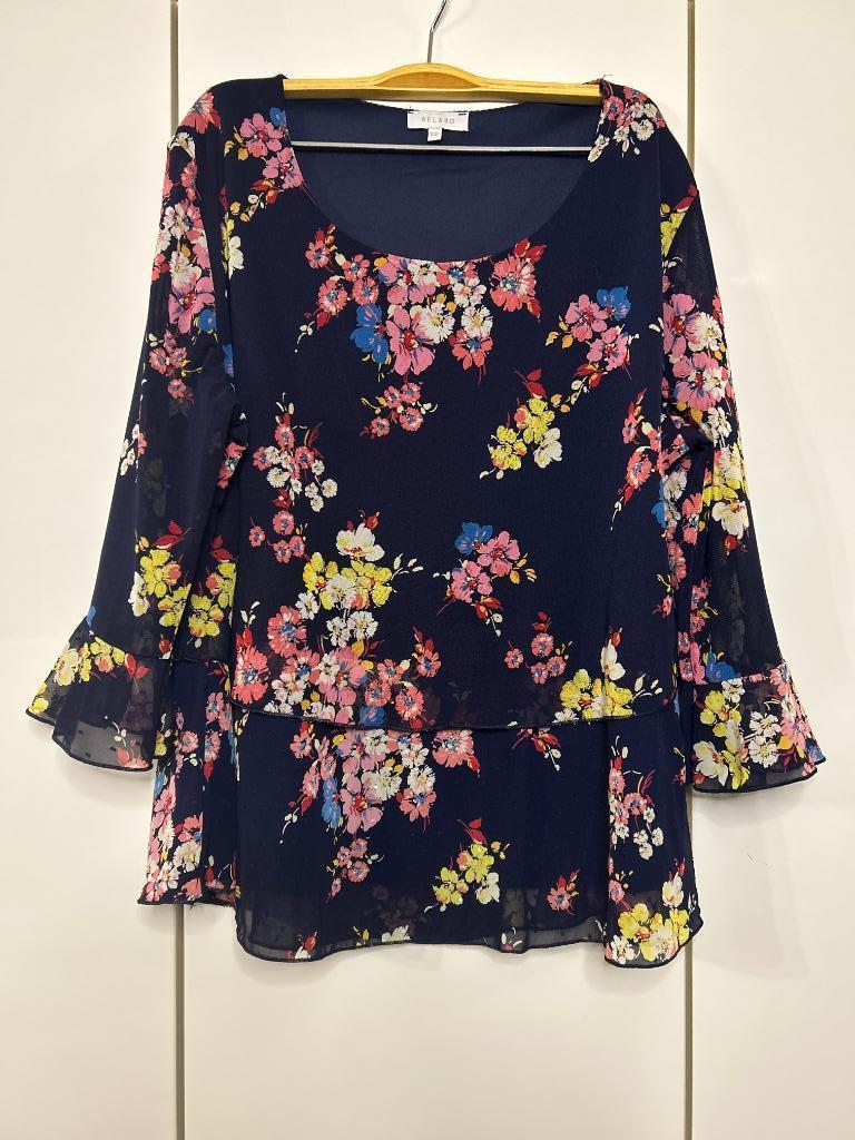 Blouse bleue fleurie Bel & Bo - Taille XXL *, Vêtements | Femmes, Blouses & Tuniques, Taille 46/48 (XL) ou plus grande, Enlèvement ou Envoi