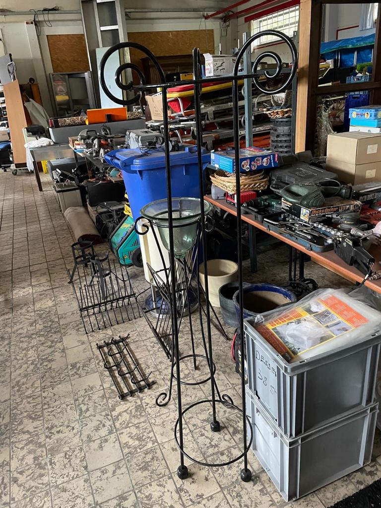 Grand support pour plantes en fer forgé - 155 cm de haut, Maison & Meubles, Enlèvement, Comme neuf