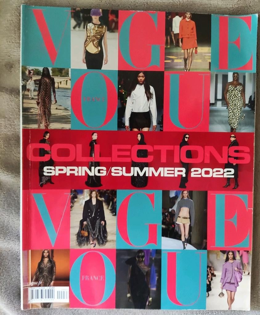 VOGUE COLLECTIONS Spring Summer 2022, Ophalen of Verzenden, Zo goed als nieuw