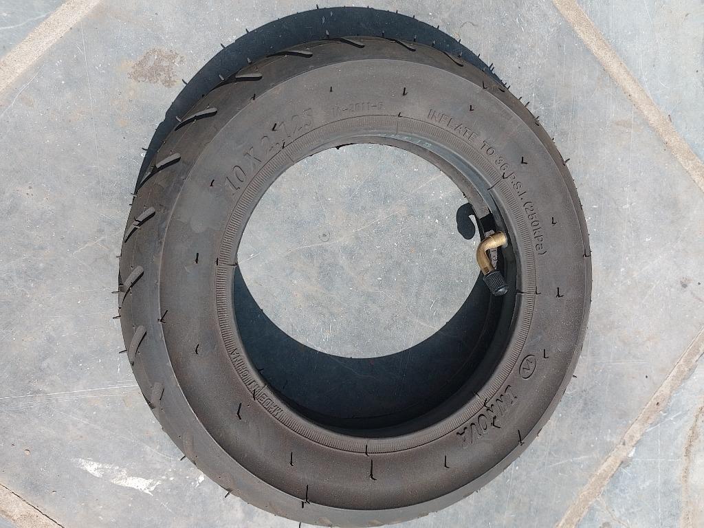 Buiten en binnenband 10x2,125 voor step of  hoverboard, Fietsen en Brommers, Steps, Ophalen of Verzenden, Nieuw, Elektrische step (E-scooter)