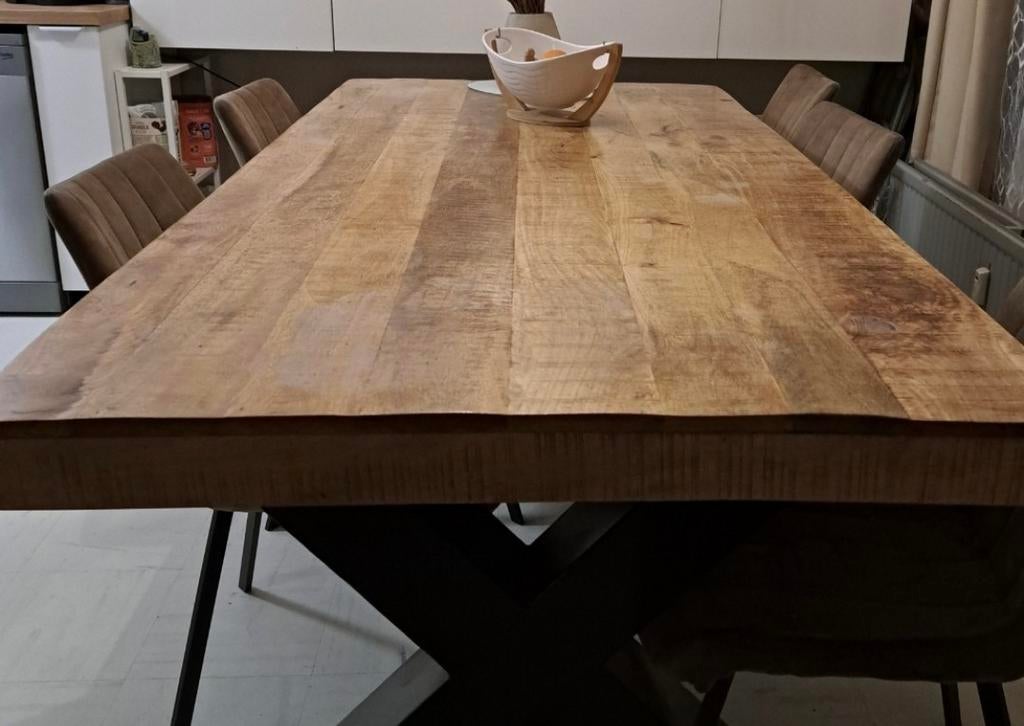 Je vends cette superbe table en bois massif 6 à 8 personnes., Chêne, Utilisé, 50 à 100 cm, 200 cm ou plus