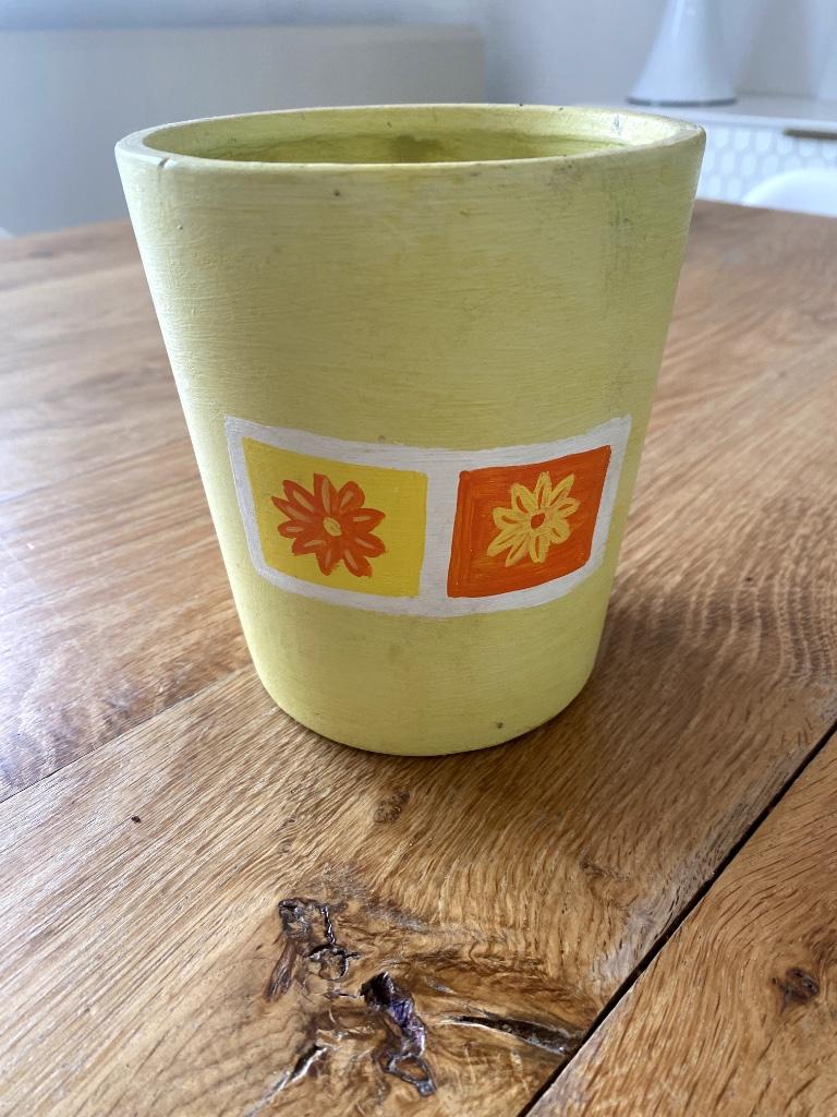 Geel bloempotje, Enlèvement ou Envoi, Moins de 25 cm, Utilisé, Moins de 40 cm