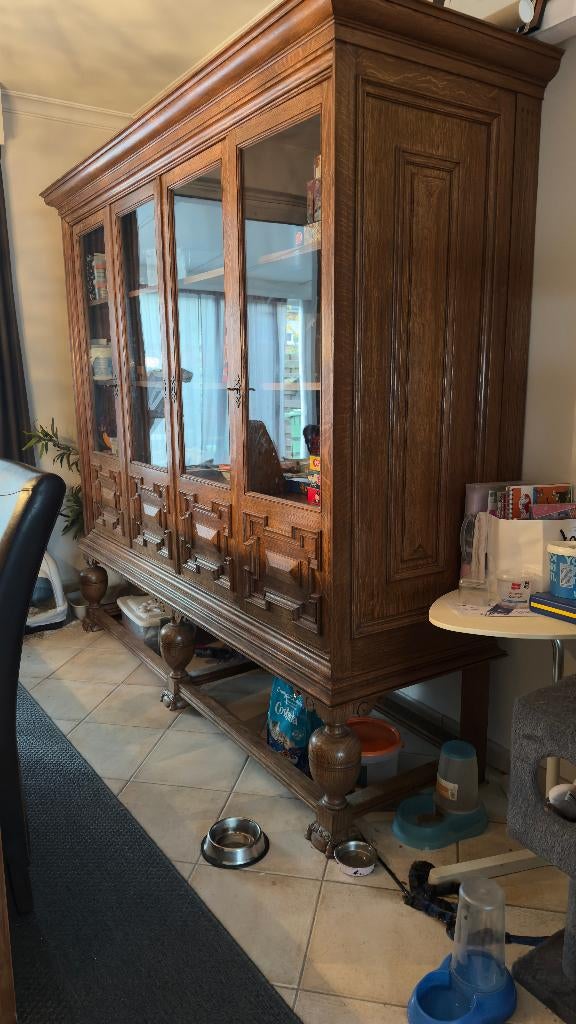 Antwerp City Hall Cabinet (or best offer), Ophalen